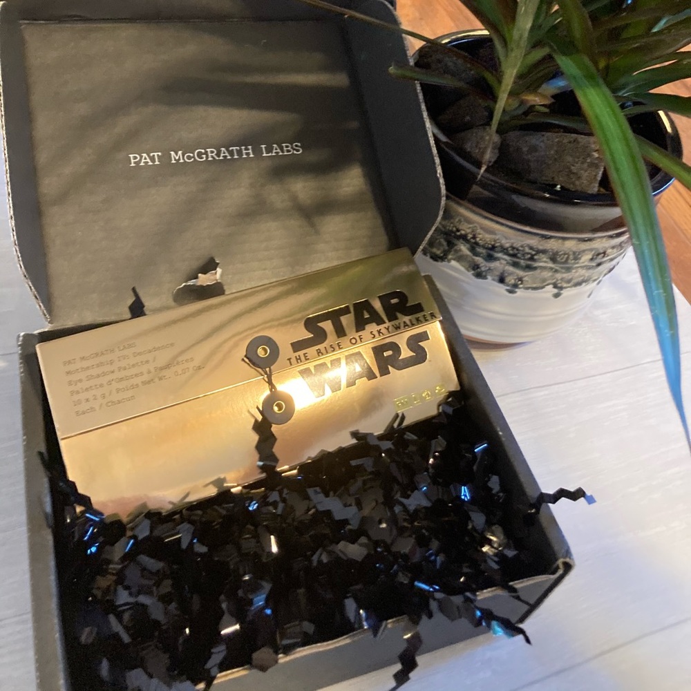 New Pat Mcgrath X Star Wars MothershipIV Palette
